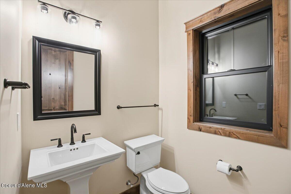 8606 West Bennion Road Coeur D'Alene, ID 83814 - Photo 35 of 58 43-Half Bath