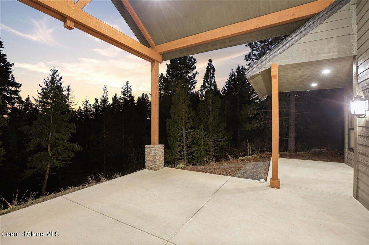8606 West Bennion Road Coeur D'Alene, ID 83814 - Photo 38 of 58 46-Patio