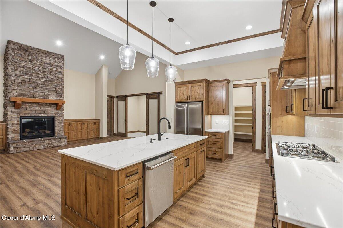 8606 West Bennion Road Coeur D'Alene, ID 83814 - Photo 10 of 58 29-Kitchen