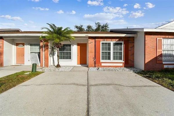 $242,000 | 915 Burlwood Street, Brandon, FL 33511