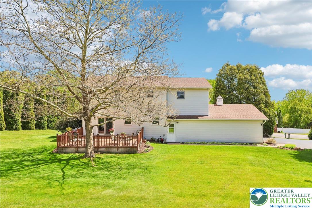574 Carol Lane Bath, PA 18014 - Photo 41 of 46 a aerial view of a house with a yard