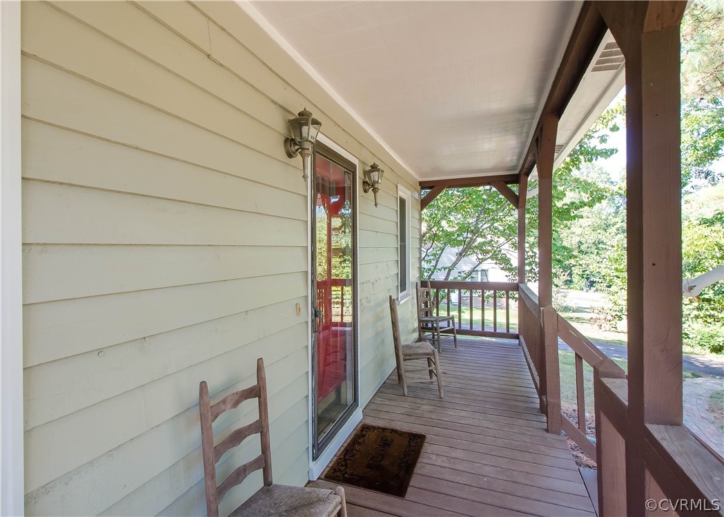 7315 Drexelbrook Road Chesterfield, VA 23832 - Photo 2 of 25 an empty room with wooden floor and windows