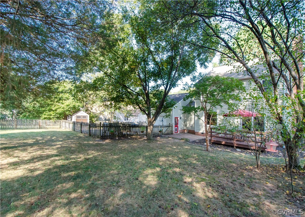 7315 Drexelbrook Road Chesterfield, VA 23832 - Photo 24 of 25 a view of a yard with a tree