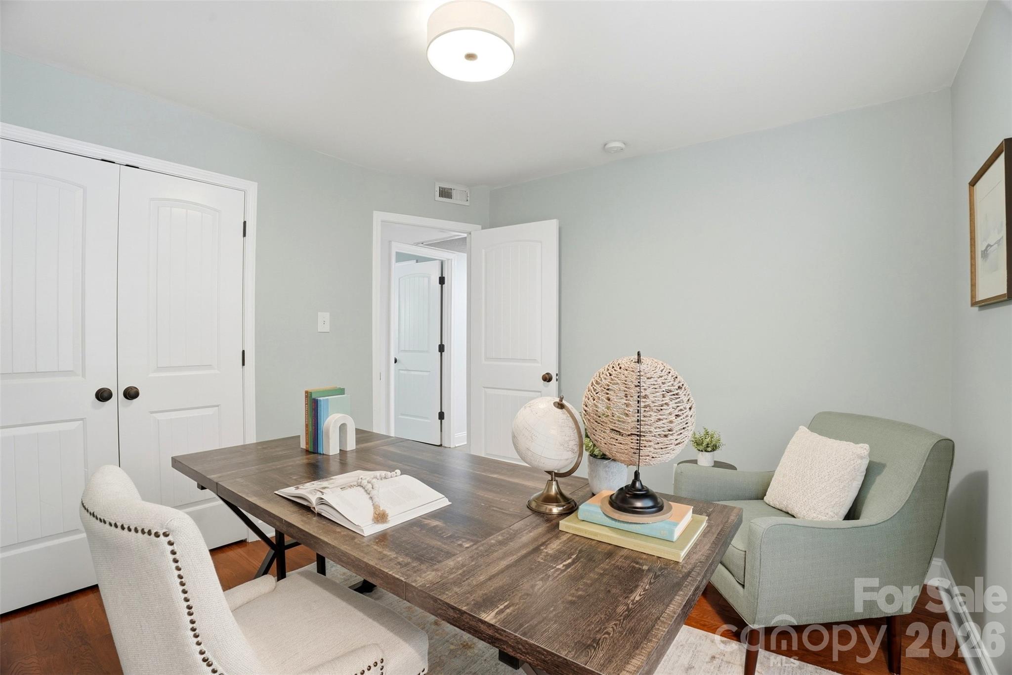4921 Park Road, Unit B Charlotte, NC 28209 - Photo 15 of 26 Gallery Image 15