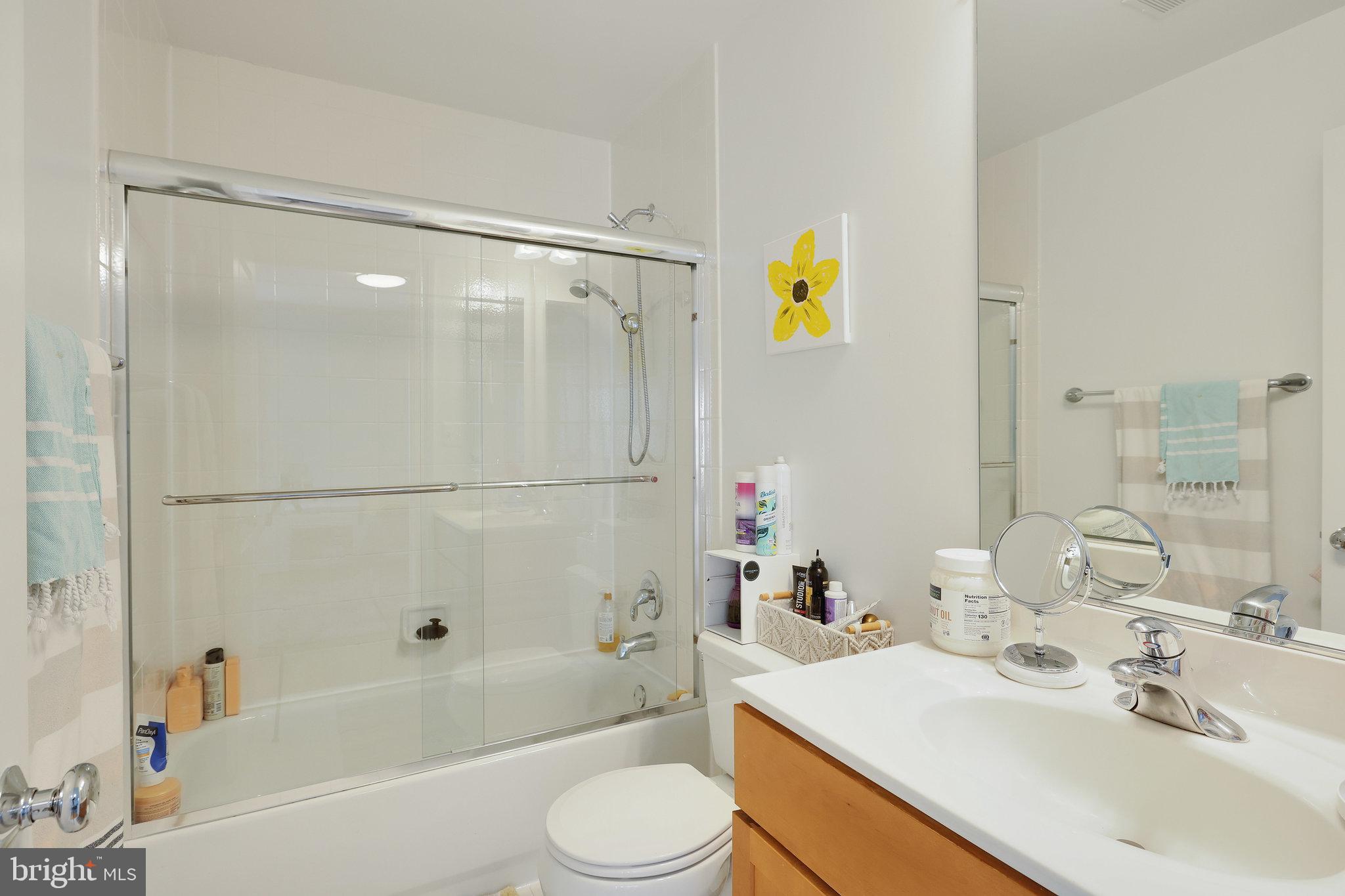 5922 Chesterbrook Road McLean, VA 22101 - Photo 64 of 82 Bedroom #4 En0suite Bath