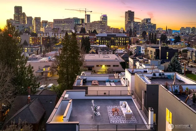 $1,148,000 | 814 14th Avenue, Unit C, Seattle, WA 98122