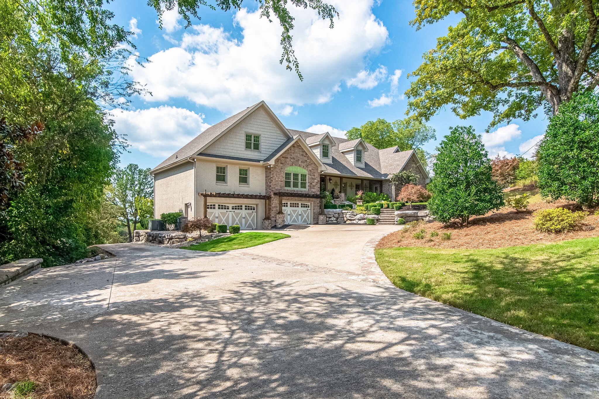 297 Vanderbilt Road Mount Juliet, TN 37122 - Photo 1 of 50 a front view of a house with yard and green space