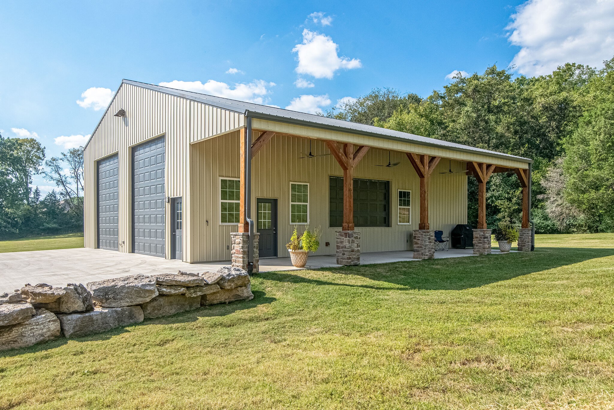 297 Vanderbilt Road Mount Juliet, TN 37122 - Photo 48 of 50 a view of a house with backyard and porch