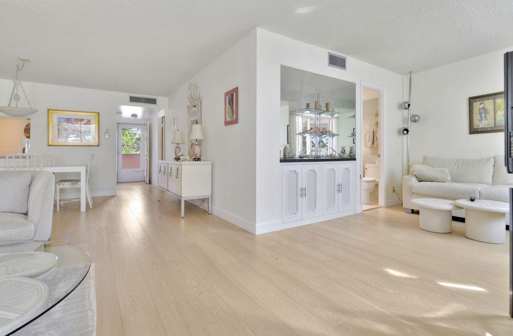 6461 Northwest 2nd Avenue, Unit 210 Boca Raton, FL 33487 - Photo 9 of 40 6461 NW 2nd Ave PIC 8