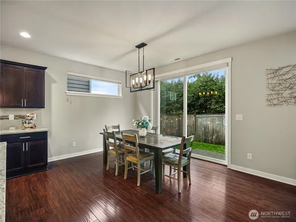 $900,000 | 3729 133rd Place Southwest, Lynnwood, WA 98087