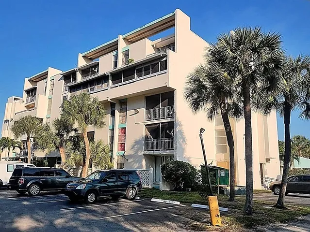 $1,395 | 2017 Northwest 46th Avenue, Unit 409A, Lauderhill, FL 33313