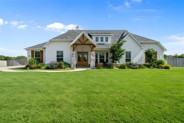 $610,000 | 8221 David Lane, Midlothian, TX 76065