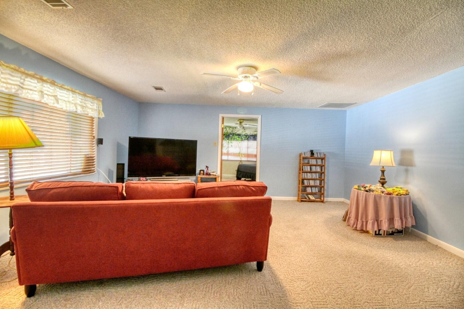 1122 Berkeley Street Hanahan, SC 29410 - Photo 20 of 26 IMG_3238_12