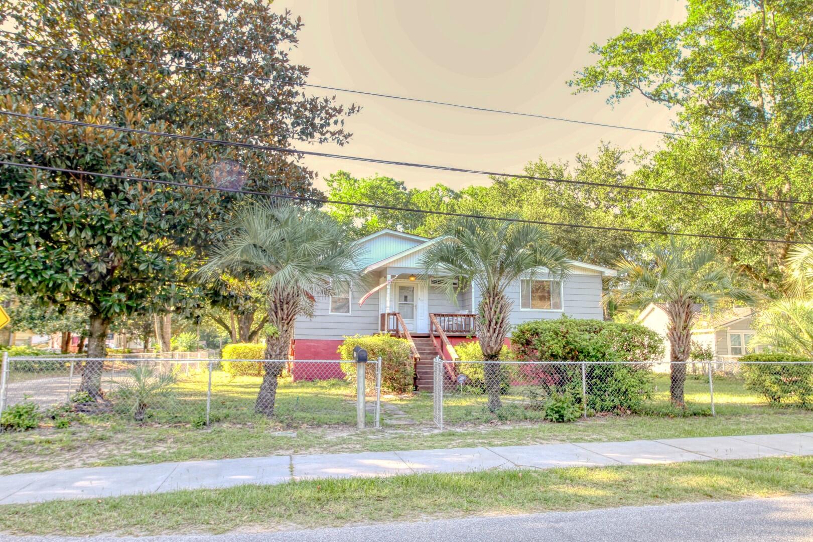 1122 Berkeley Street Hanahan, SC 29410 - Photo 4 of 26 IMG_3307_35