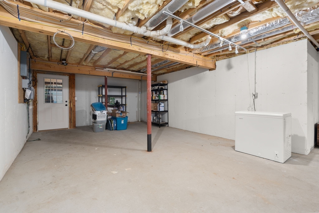 145 Dexter Lane Rochester, MA 02770 - Photo 41 of 42 Gallery Image 41