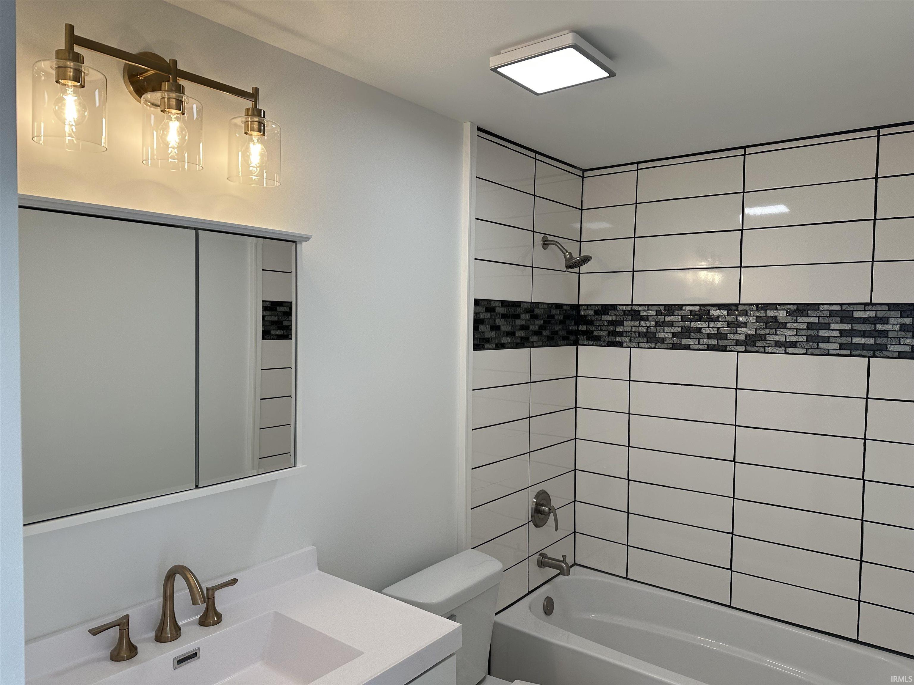 1201 North St Road Bloomfield, IN 47424 - Photo 7 of 11