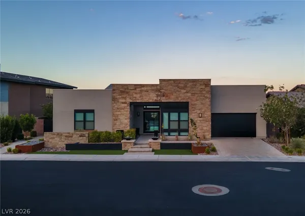$1,850,000 | 6820 Equinox Cliff Street, Las Vegas, NV 89135