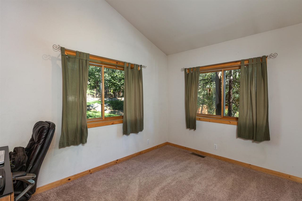 11903 Ski Run Road Truckee, CA 96161 - Photo 9 of 14 Gallery Image 9
