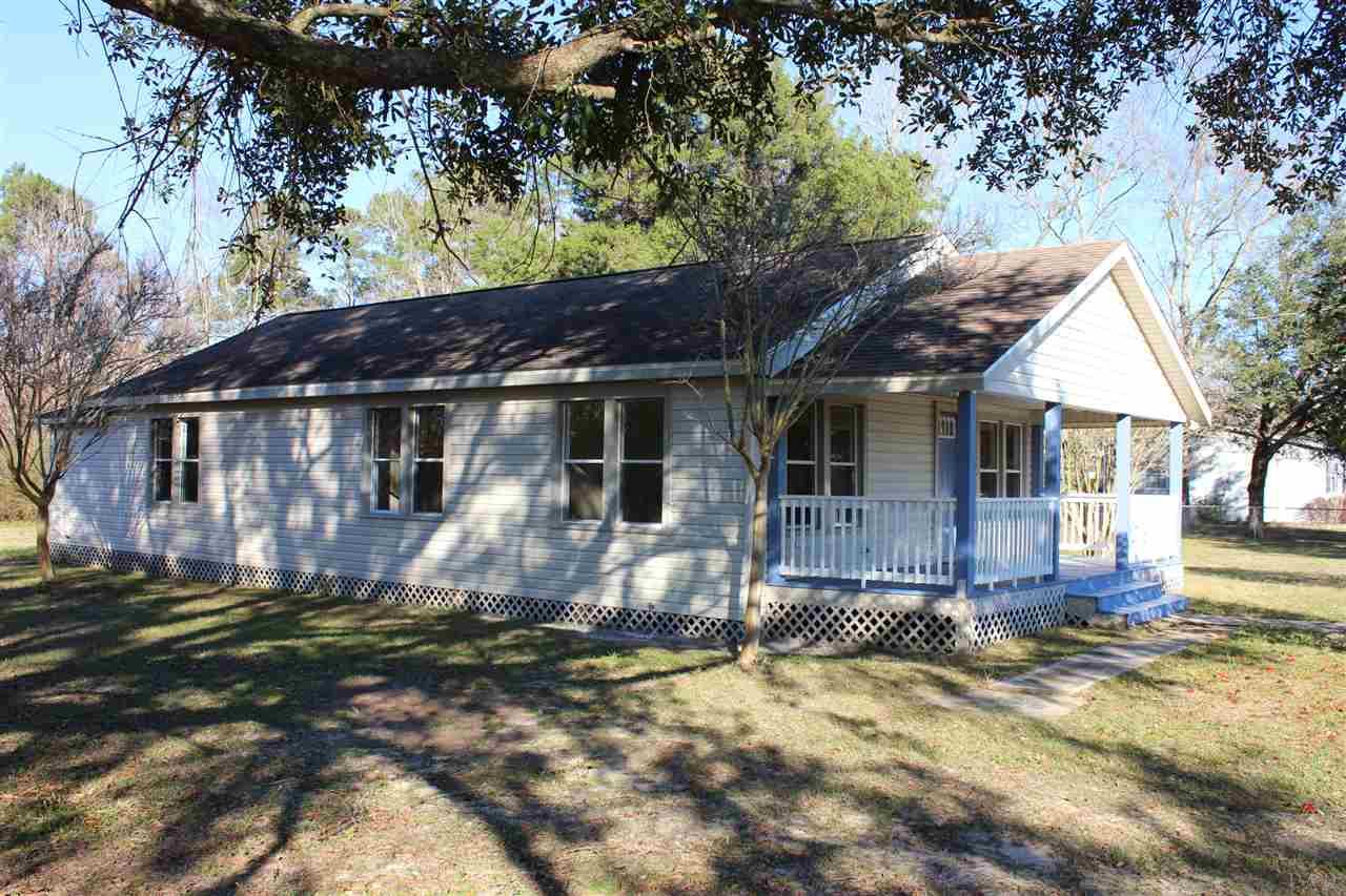 1032 Muscogee Road Cantonment, FL 32533 - Photo 4 of 23