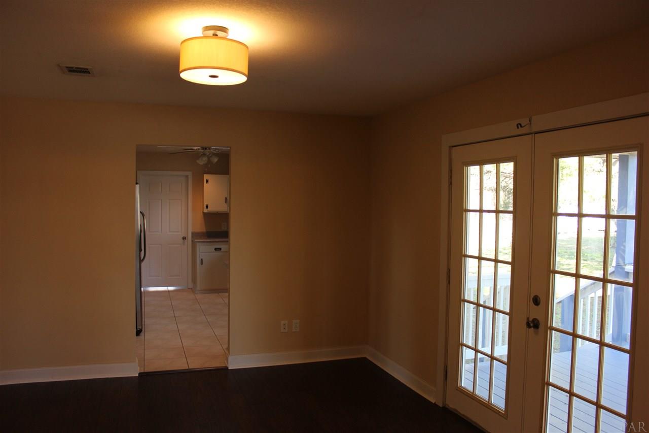 1032 Muscogee Road Cantonment, FL 32533 - Photo 7 of 23