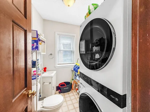 $829,974 | 19 Moore Street, Winthrop, MA 02152