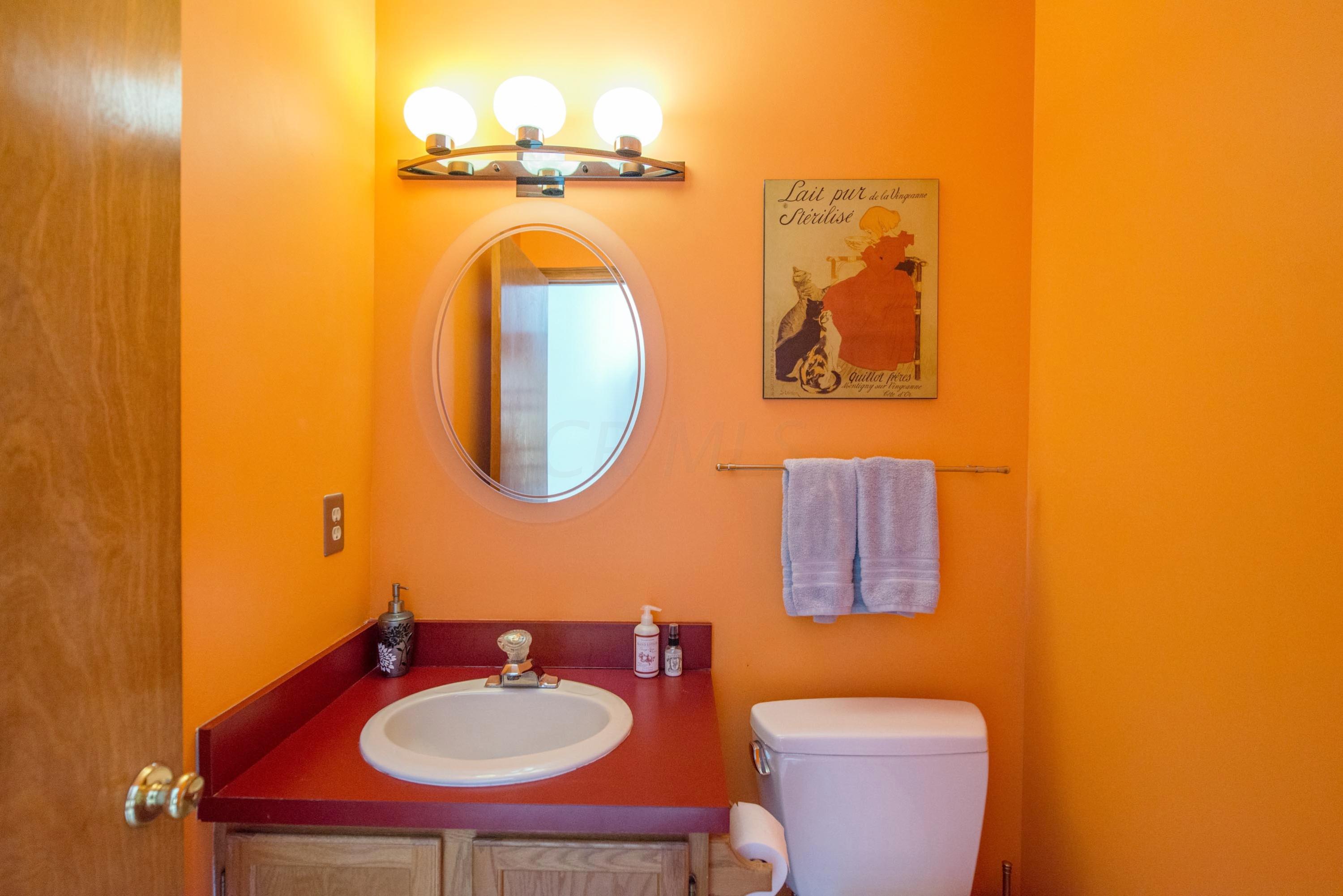 2793 Fishinger Road, Unit 5 Columbus, OH 43221 - Photo 12 of 30