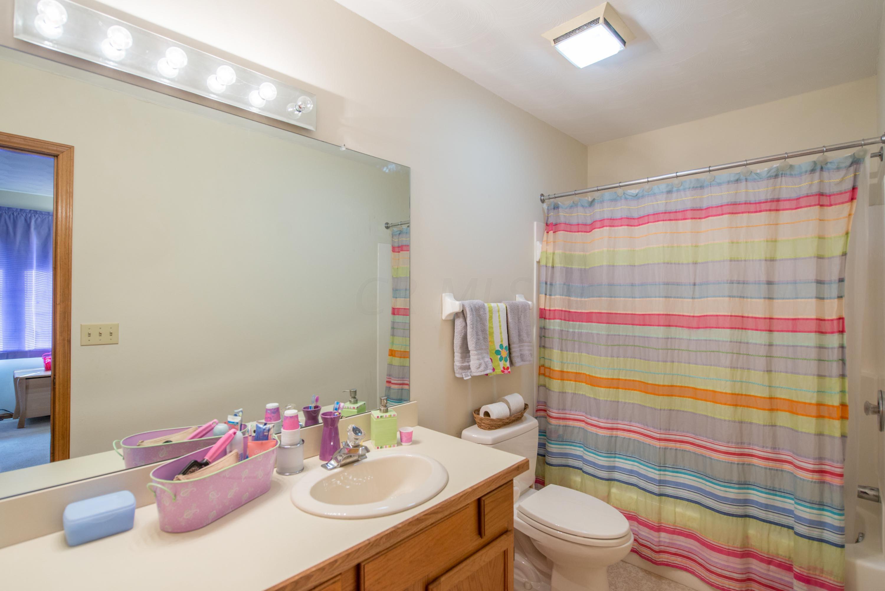 2793 Fishinger Road, Unit 5 Columbus, OH 43221 - Photo 19 of 30