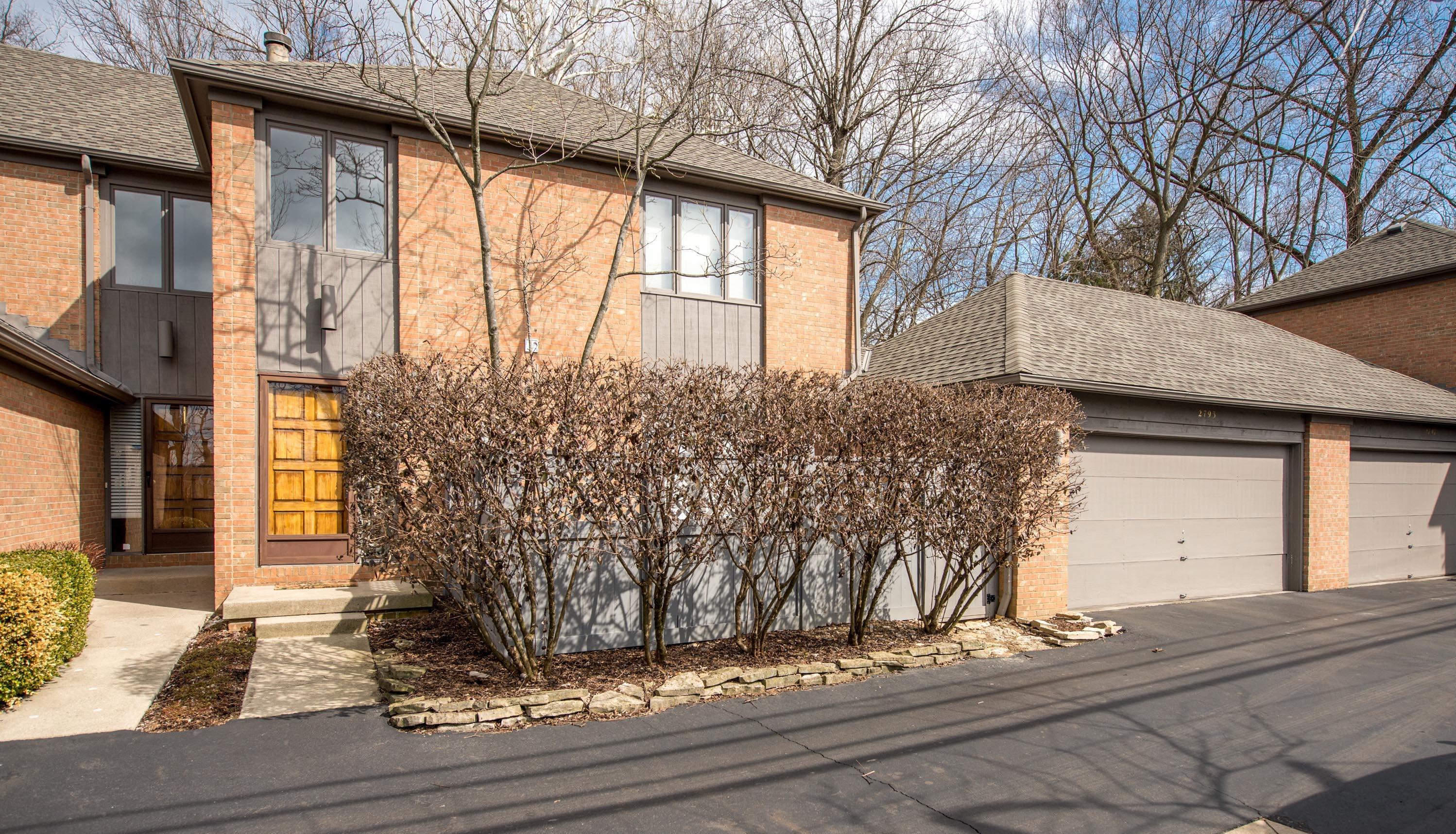 2793 Fishinger Road, Unit 5 Columbus, OH 43221 - Photo 2 of 30