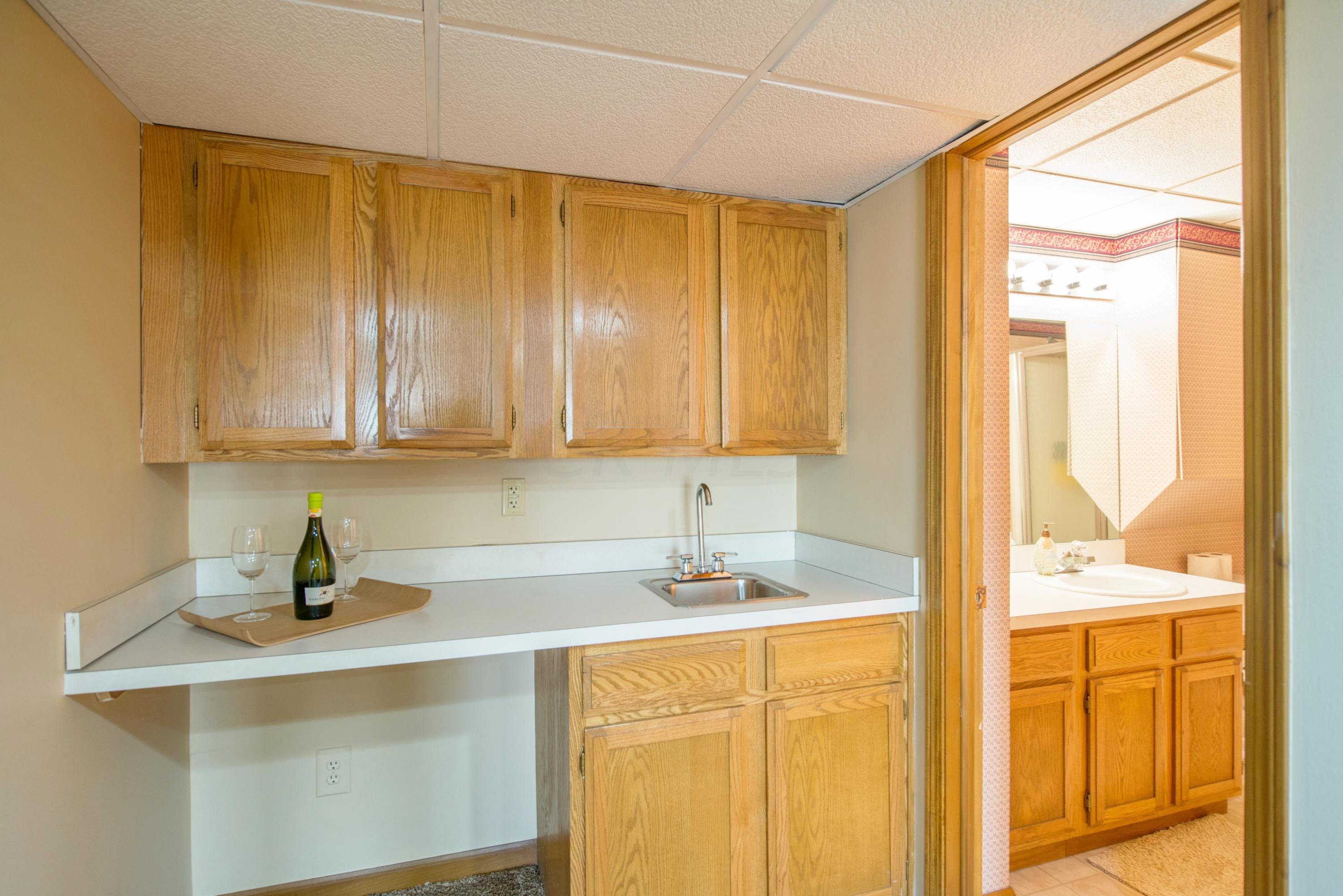 2793 Fishinger Road, Unit 5 Columbus, OH 43221 - Photo 23 of 30