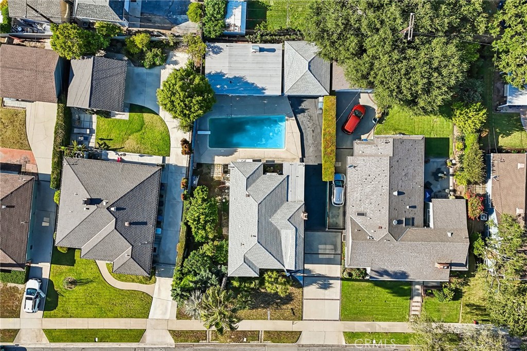 2209 Queensberry Road Pasadena, CA 91104 - Photo 7 of 44 an aerial view of multiple houses with yard