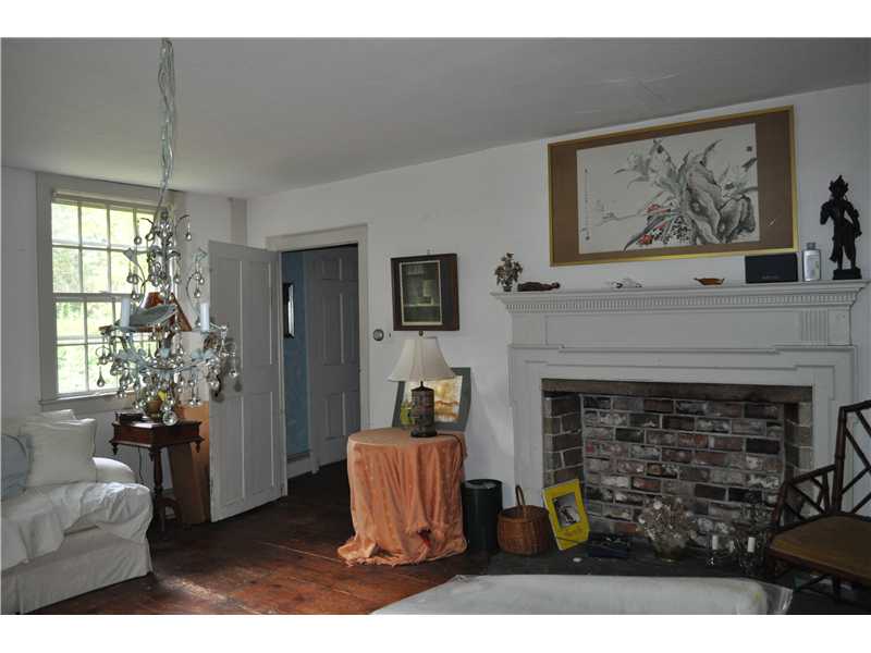 36 Johnson Road Foster, RI 02825 - Photo 5 of 11 Living Room.