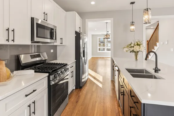 $649,500 | 6639 South Langley Avenue, Chicago, IL 60637
