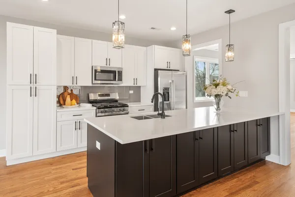$649,500 | 6639 South Langley Avenue, Chicago, IL 60637
