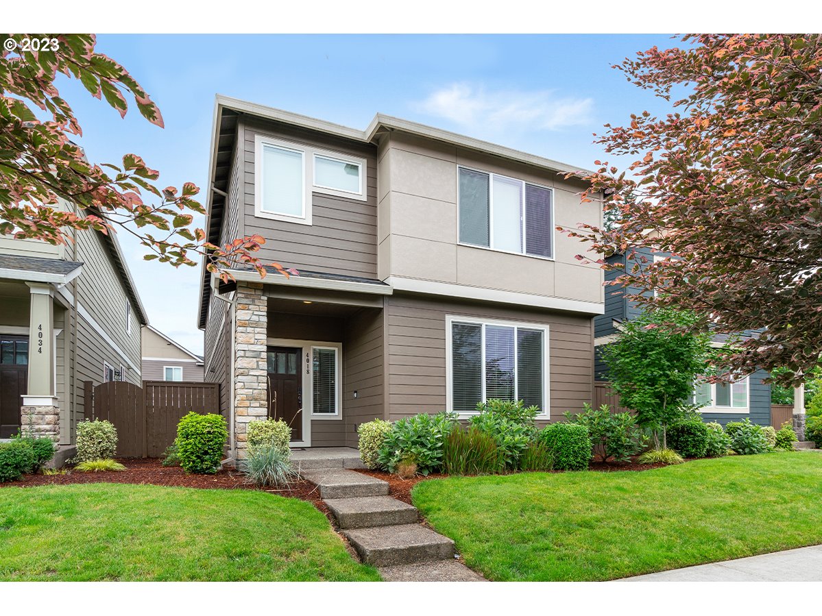 4018 Southeast Oakhurst St