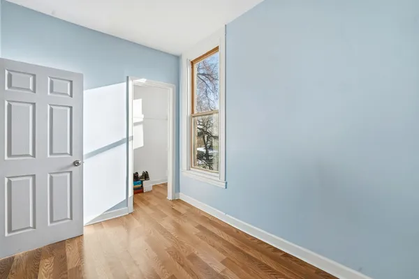 $2,500 | 1637 South St Louis Avenue, Unit 2, Chicago, IL 60623