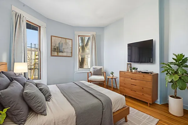 $2,500 | 1637 South St Louis Avenue, Unit 2, Chicago, IL 60623