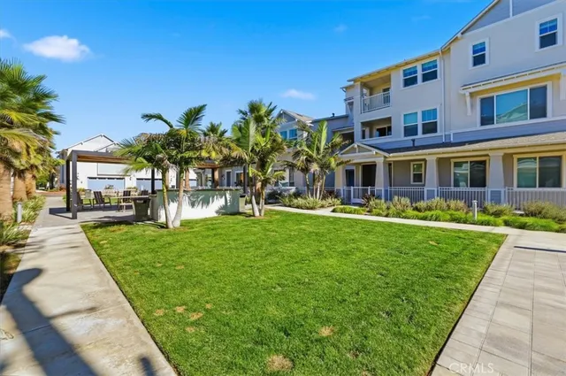 $1,077,281 | 2352 Channel Drive, Unit 105, Ventura, CA 93003