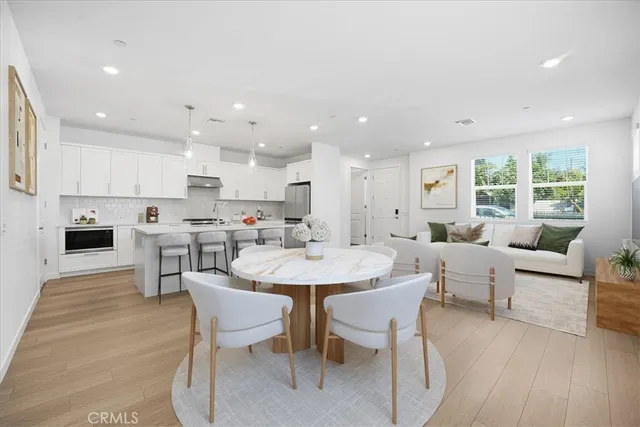 $1,077,281 | 2352 Channel Drive, Unit 105, Ventura, CA 93003