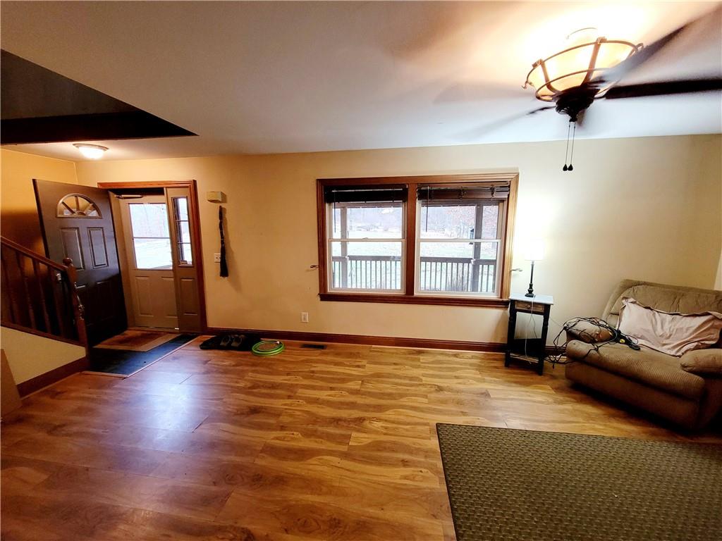 175 McKenzie Road Clinton, PA 15026 - Photo 9 of 23 Gallery Image 9