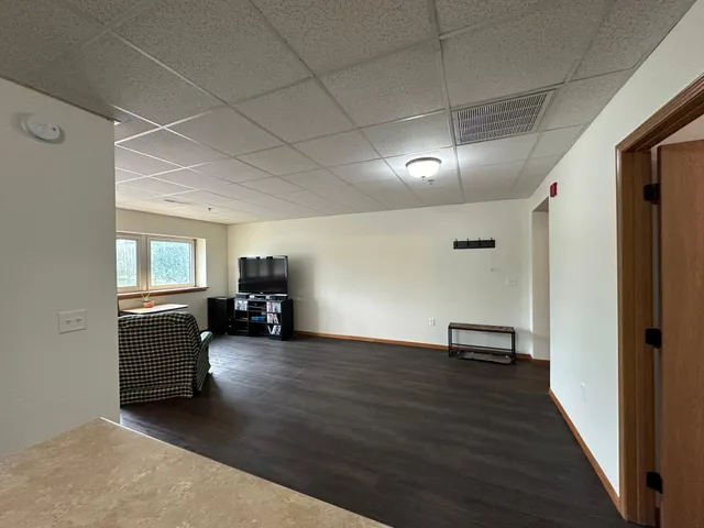 $65,900 | 109 East Luverne Street, Unit 220, Luverne, MN 56156