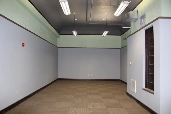 $65,900 | 109 East Luverne Street, Unit 220, Luverne, MN 56156