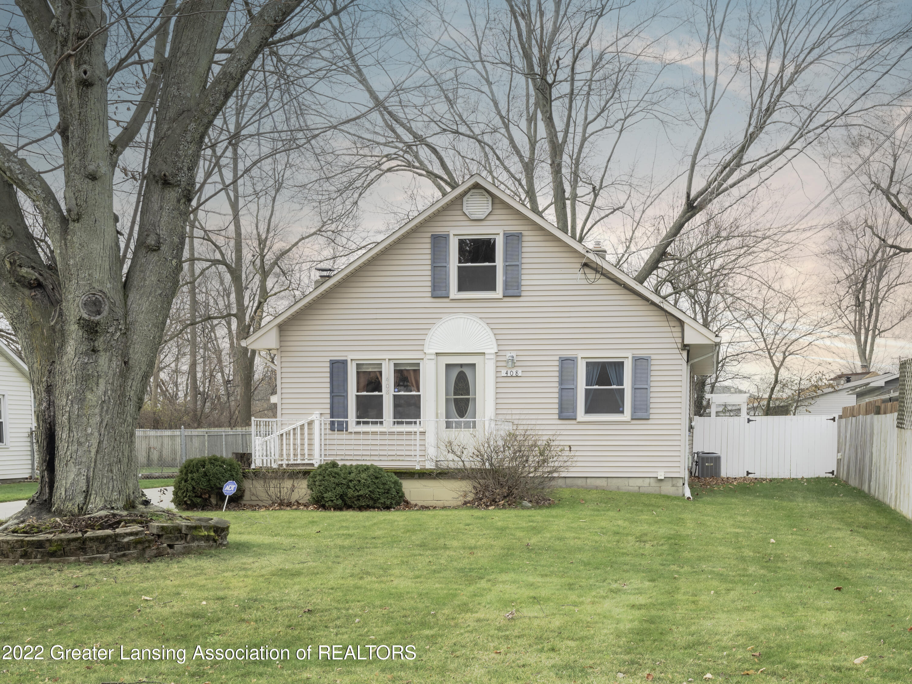 408 Clement Road Lansing, MI 48917 - Photo 26 of 26 408_Clement_Rd_004-HDR-Edit-2