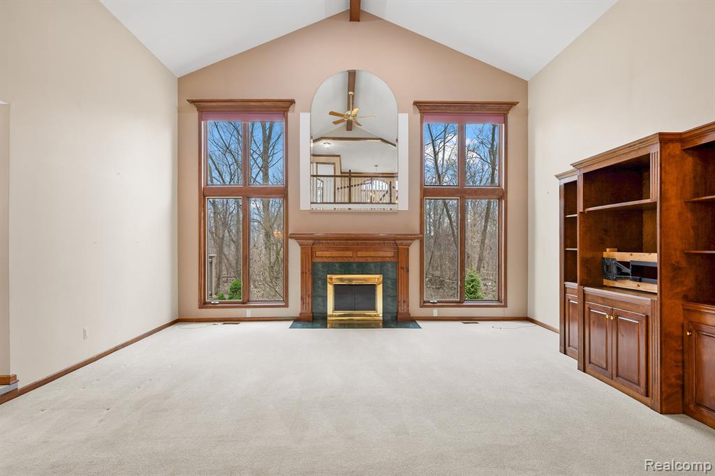 1384 Lakeview Drive Rochester Hills, MI 48306 - Photo 24 of 65
