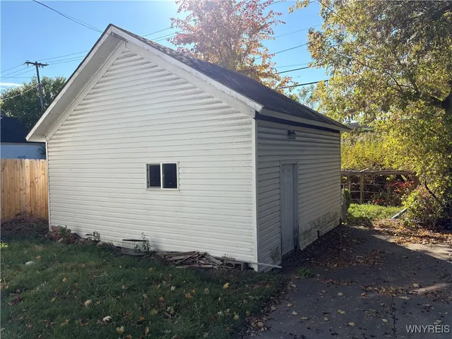 $189,900 | 2038 Niagara Street, Buffalo, NY 14207