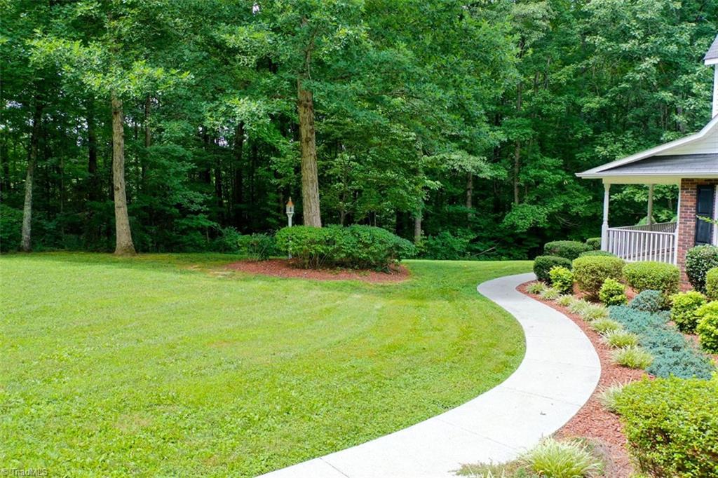 204 Bean Road Mocksville, NC 27028 - Photo 8 of 50 Gallery Image 8