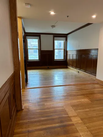 $2,200 | 4 Elliot Street, Unit 5, Brattleboro, VT 05301