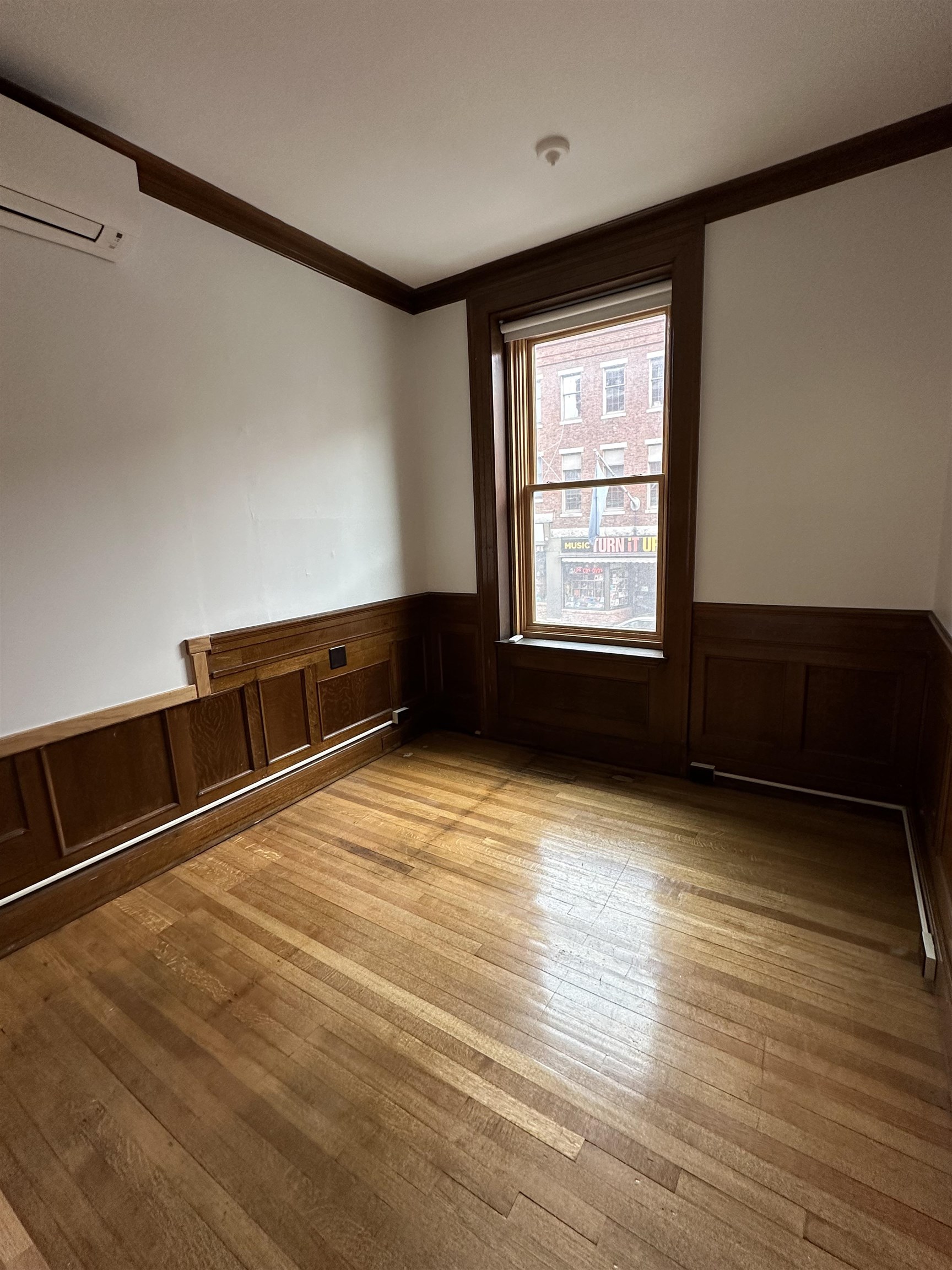 4 Elliot Street, Unit 5 Brattleboro, VT 05301 - Photo 7 of 7