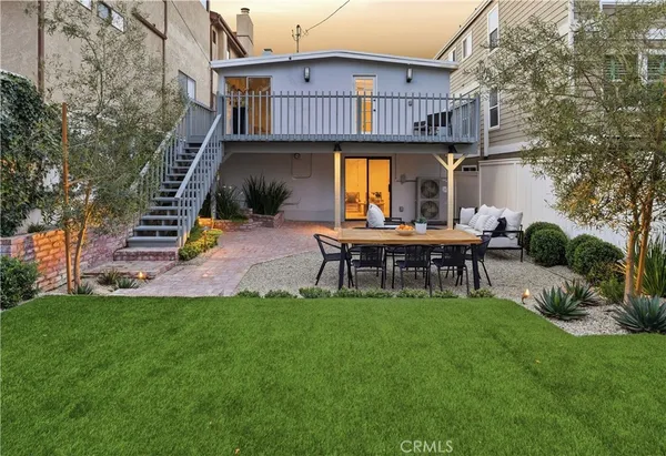 $3,750,000 | 436 1st Street, Manhattan Beach, CA 90266