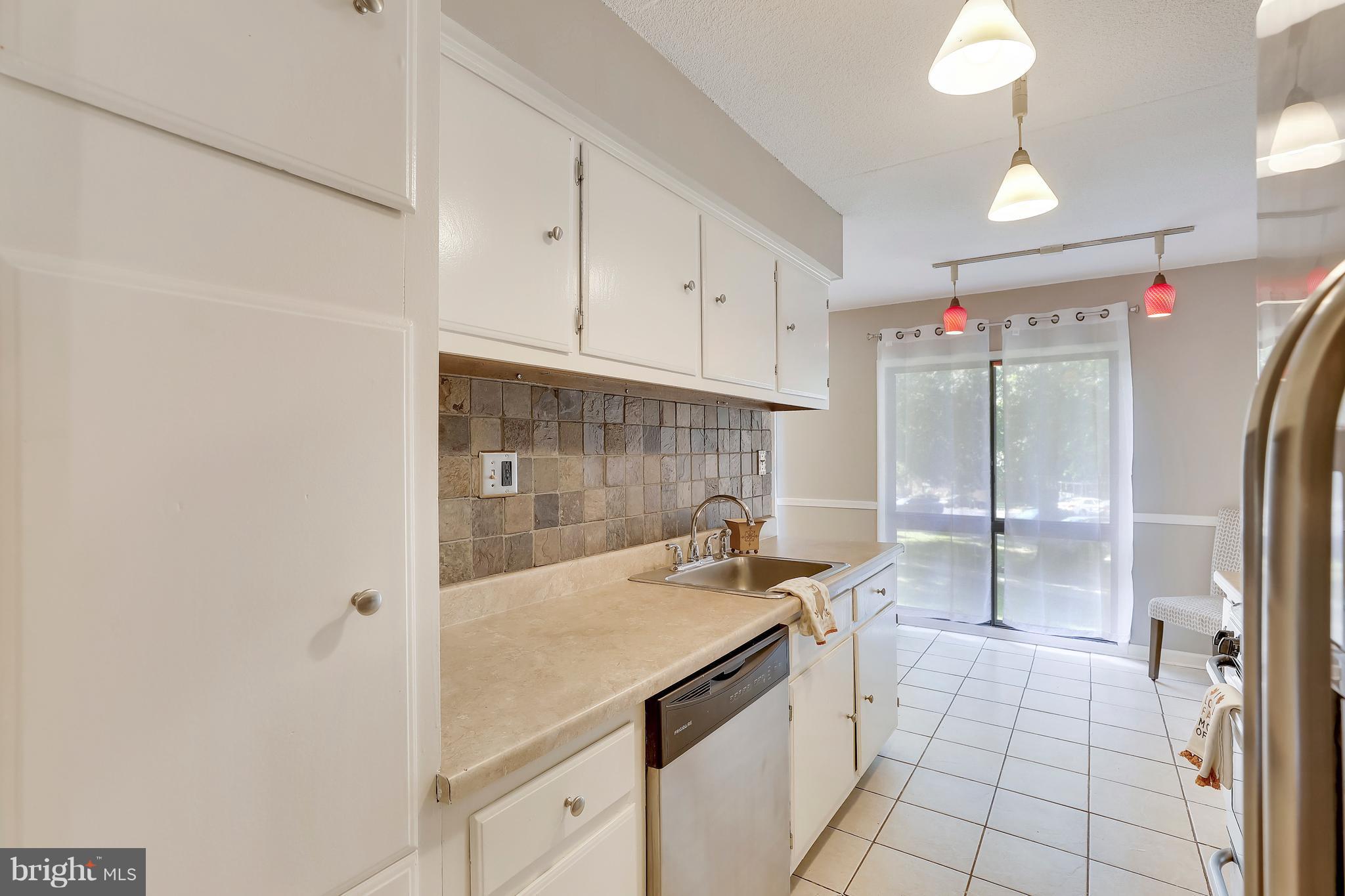 5237 West Running Brook Road, Unit 202 Columbia, MD 21044 - Photo 7 of 30 Stainless Appliances