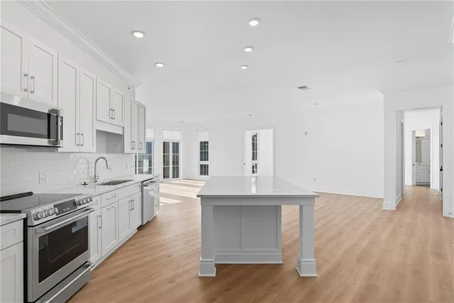 $1,545,000 | 1 1st Street, Unit 407, Oakmont, PA 15139